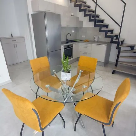 Apartment Viola 2 *
